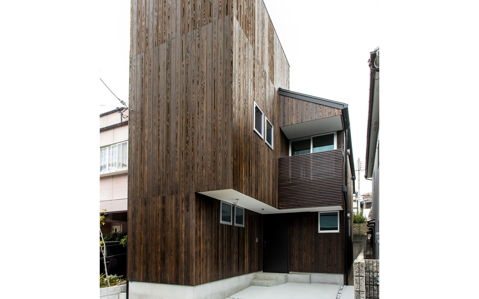 潮見台町5丁目の家